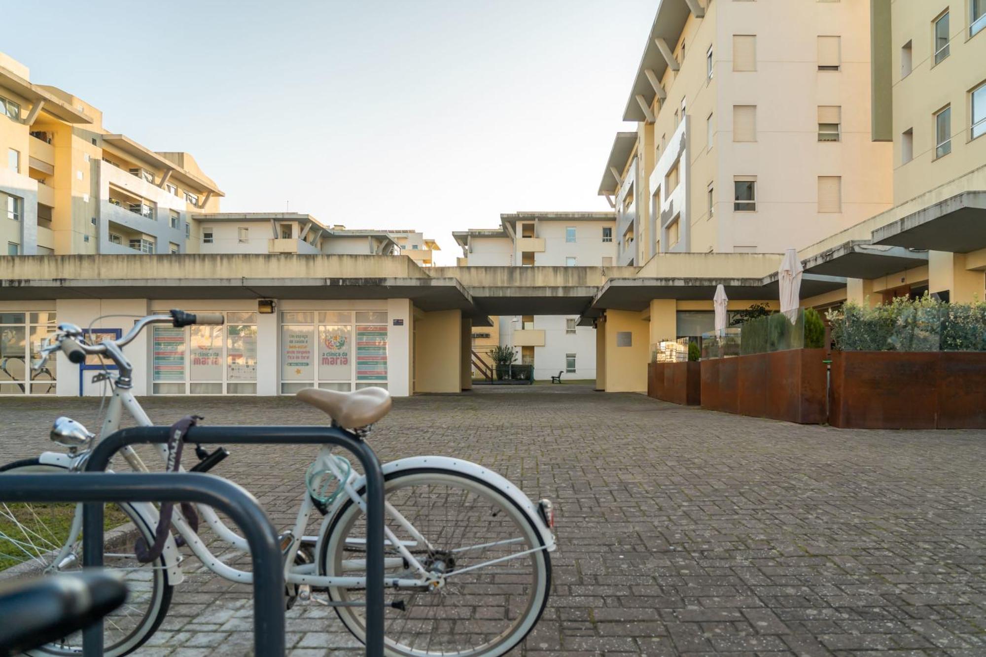 Apart T3 Com Piscina Tenis Ginasio E Parq Infant Lisboa 外观 照片